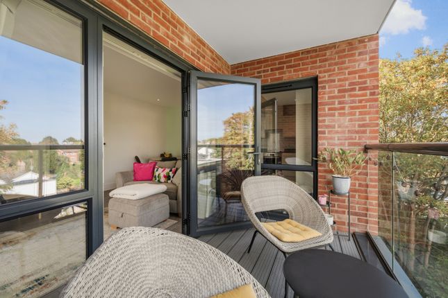 Flat 13, Kappa Court, 6, Etwell Place, Surbiton photo 3