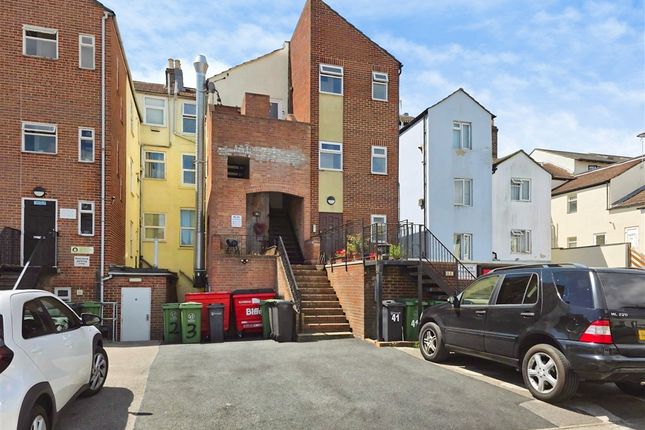 Flat 2, 43, Marmion Road, SOUTHSEA photo 3