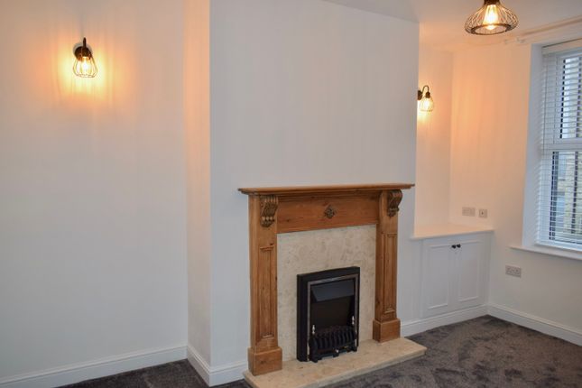 4, Cobden Street , Padiham  photo 3