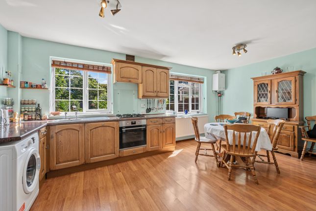 100, West Barnes Lane, New Malden photo 3