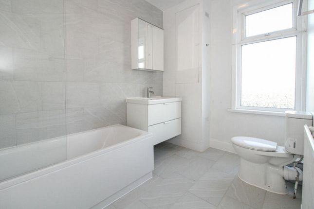 153, Marmadon Road, London photo 3