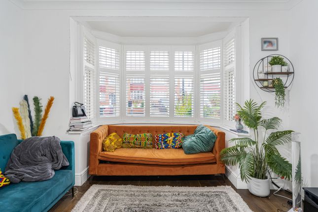 231 Bury Street, Edmonton, London photo 4