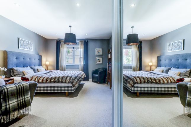 37, Sierra Road, Buckinghamshire photo 4
