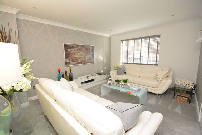 16 Reddingrig Place, Falkirk photo 2