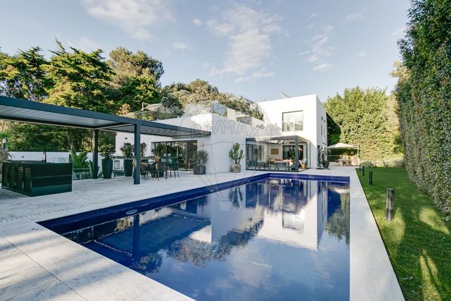 Villa for sale in Street Name Upon Request, Lisboa, Cascais, Cascais E Estoril, Pt