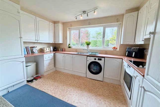 27, Melrose Crescent, Altrincham photo 4