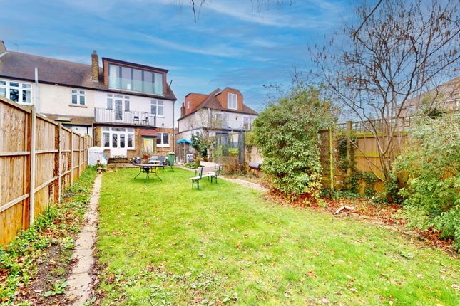 70, Highview Road, London photo 3