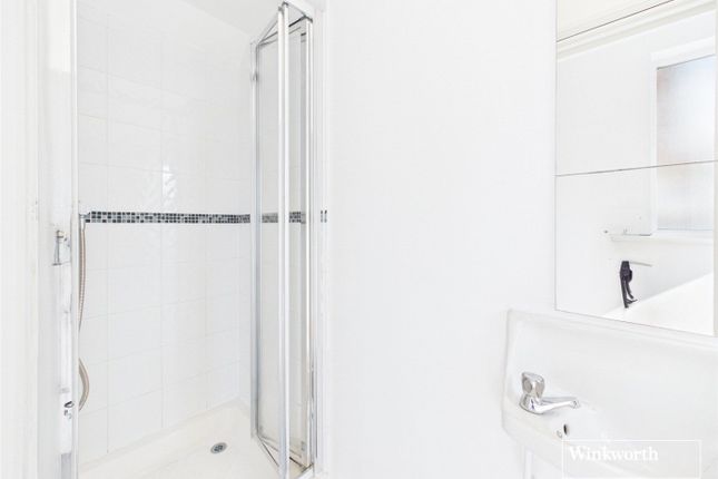 639A,, Watford Way, London photo 3