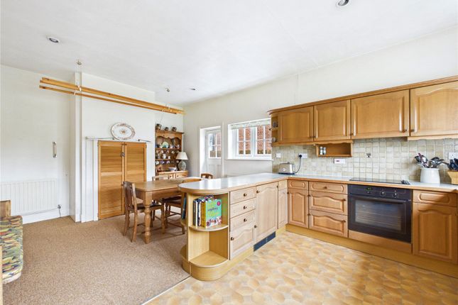 25, Links Avenue, Suffolk photo 3