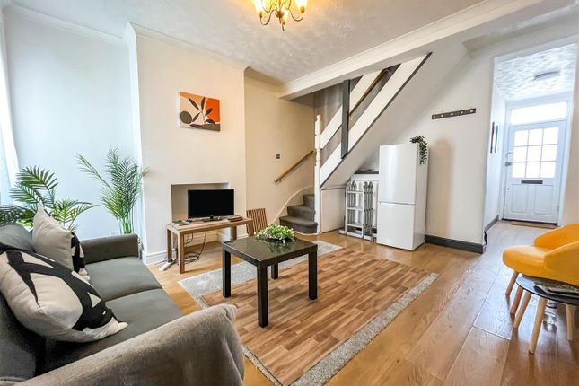50, Bingham Road, Rochester photo 2