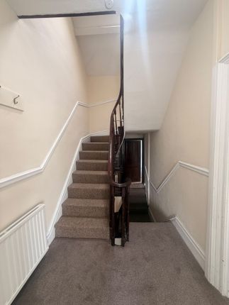 30, Murray Street, Llanelli photo 5