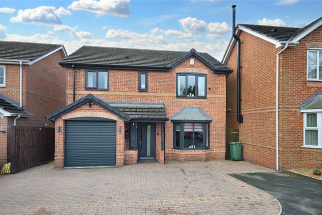 Thumbnail Detached house for sale in Thorpe Lane, Leeds