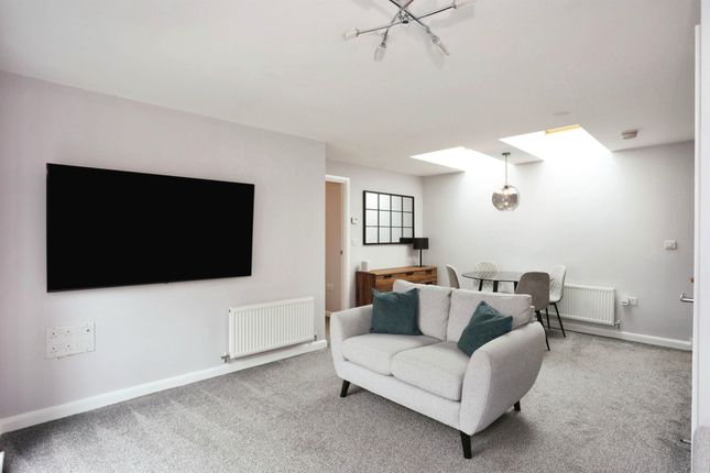 20, Abbott Way, Leicester photo 4