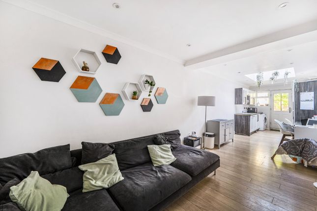 2-bed house on 229c, Sandycombe Road Richmond, North Sheen, £4,000/mo