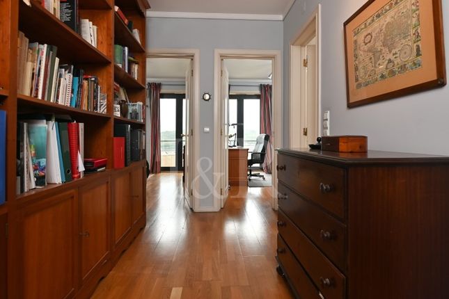 Apartment for sale in Nova Campolide, Campolide, Lisboa