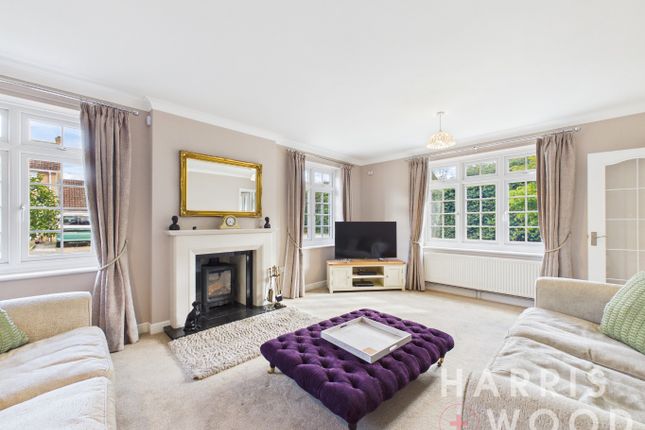 3, Broad Oaks, Colchester photo 3