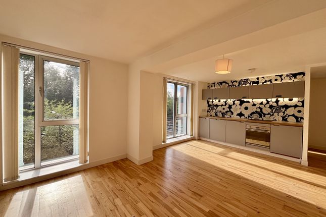 1-bed flat on 201 Christabel Tower, 106 Dalton Street, Manchester, £80,000