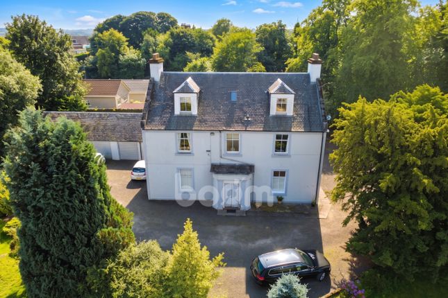 1-bed flat on Flat 2, Old Manse, 1 Glebe Road, Beith, £87,000