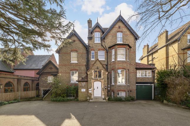 27 Lingfield Exterior.Jpg