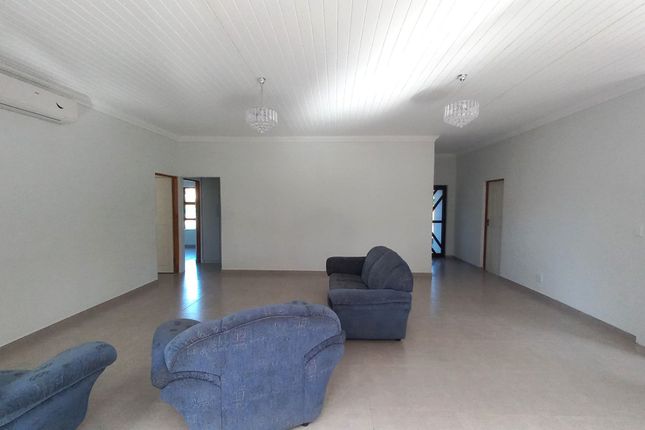 Detached house for sale in 16 A Fourie Street, Heidelberg, Western Cape, South Africa