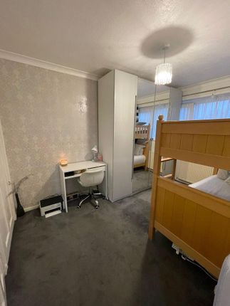 Thumbnail Room to rent in Harpley Square, London