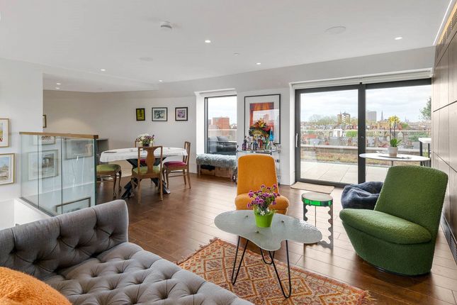 3-bed flat on 10,, Essoldo House, Chelsea, £2,650,000