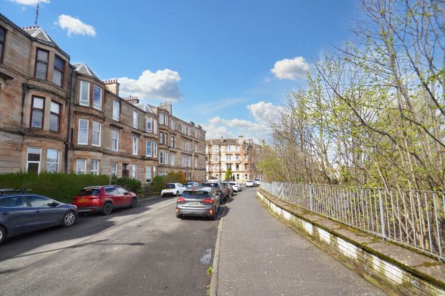 Flat for sale in 37 Holmhead Crescent, Cathcart, Glasgow
