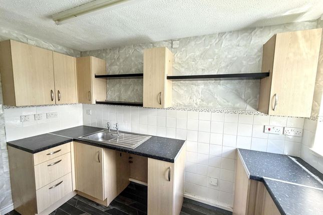 58, Benwell Close, Newcastle upon Tyne photo 4