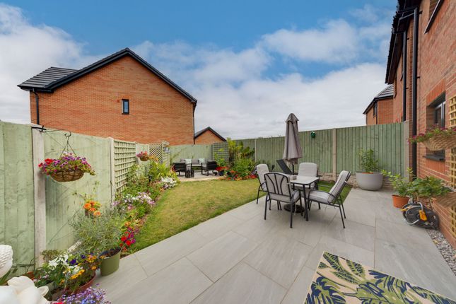 6 Cowfield Way, Congleton photo 4