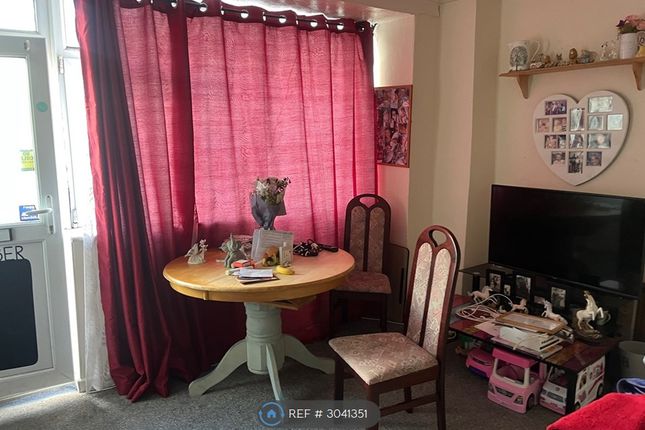 Flat, Tregonissey Road, St Austell photo 4
