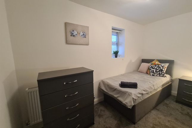 Property to rent in Dudley Road East, Oldbury