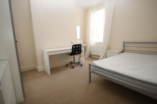 Terraced house to rent in Lytton Road, Bournemouth
