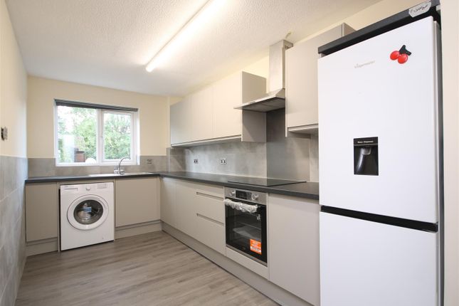 Kitchen.Jpg