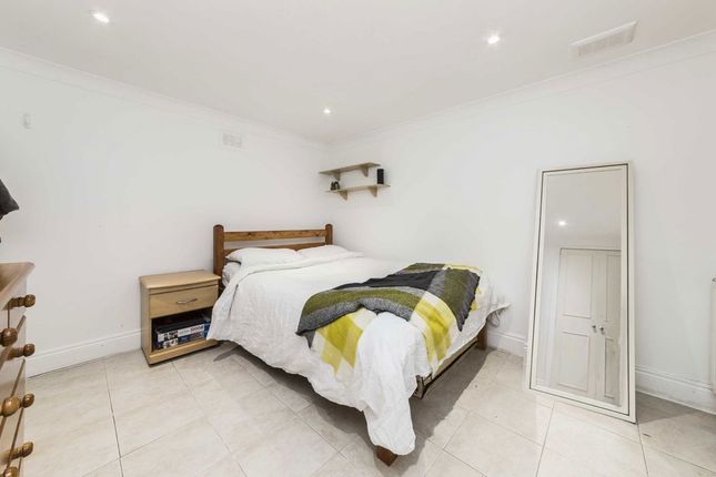 GFF, 30, St. Luke's Avenue, London photo 4