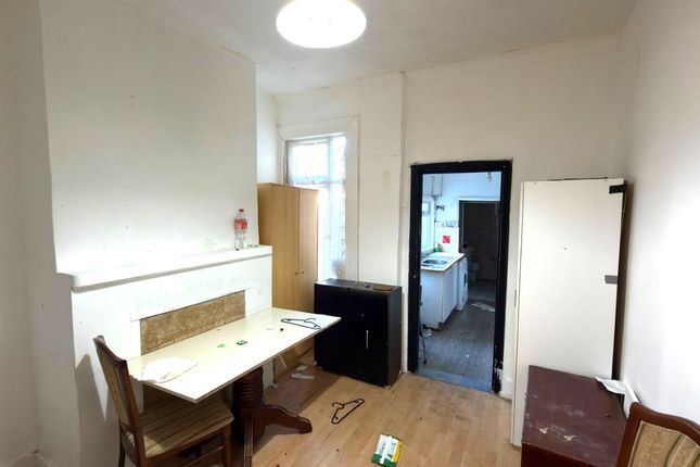 15, Hathaway Road, Croydon photo 5