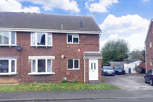 Flat to rent in Oakwell Close, Maltby, Rotherham