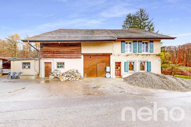 Thumbnail Villa for sale in Cugy, Canton De Vaud, Switzerland