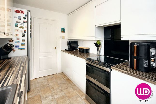 18, Crofton Way, Tyne and Wear photo 4