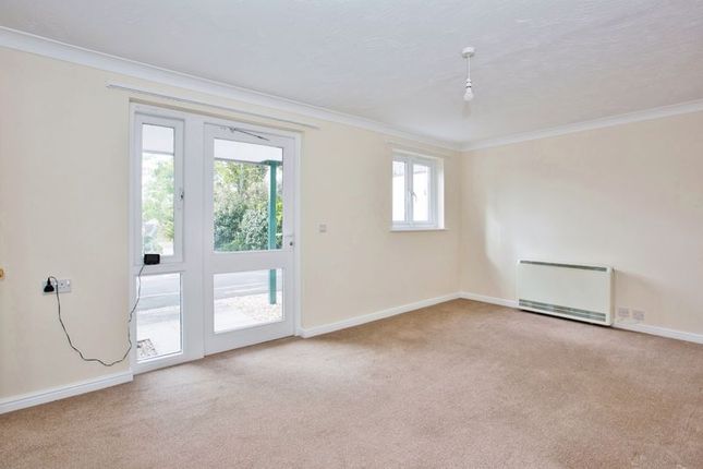 Flat for sale in Peelers Court, Bridport