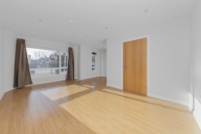 Property for sale in Lincoln Road, London