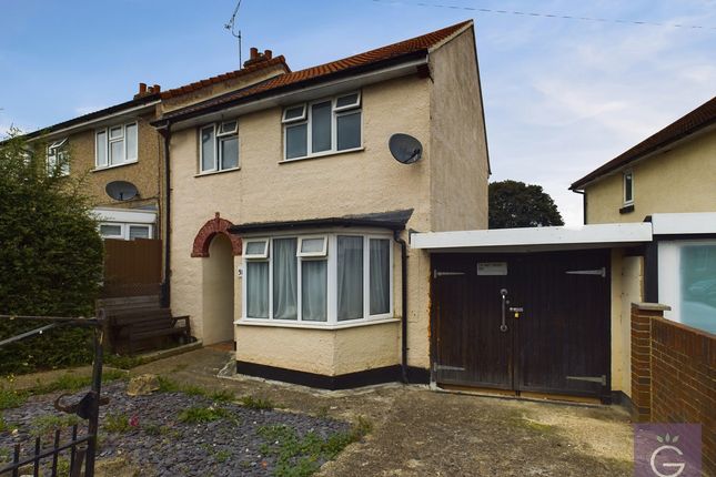 Thumbnail End terrace house for sale in Bramshaw Road, Tilehurst