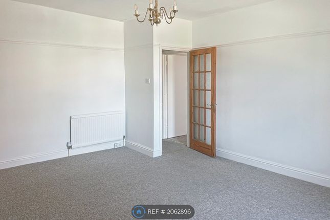 Thumbnail Flat to rent in Belmont House, Swindon