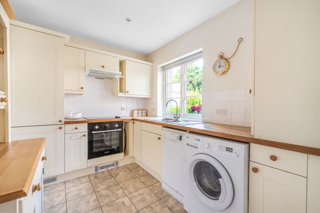 17, Millbrook Walk, Inchbrook photo 2