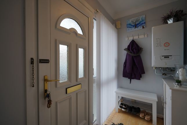 4, Yarwell Close, Nottingham photo 2