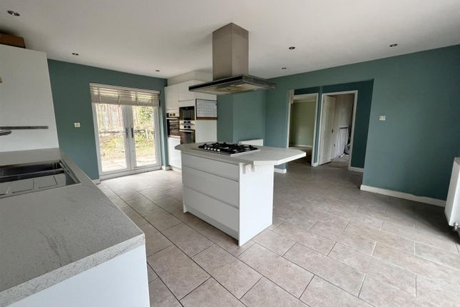 39, Baynham Road, Mitcheldean photo 3