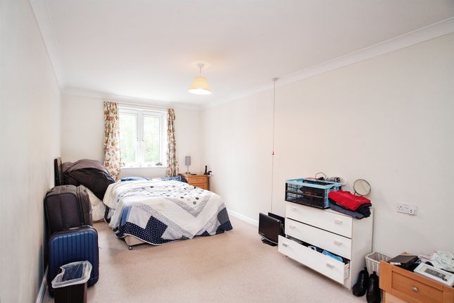 Property for sale in Sheepcot Lane, Leavesden, Watford