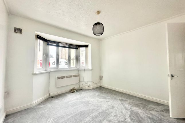 48 Telford Street, Newport photo 5