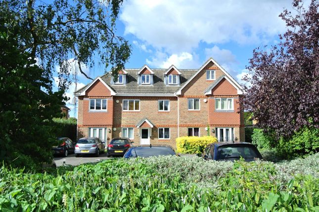 Thumbnail Flat for sale in Albany Court, Chertsey Road, Ashford