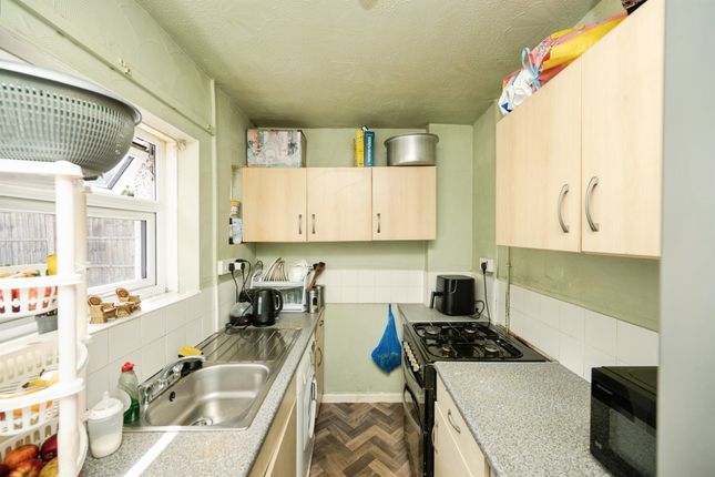 13, Jasmine Road, Dudley photo 4