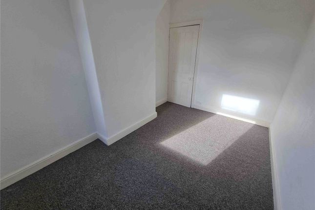Terraced house to rent in Pinnox Street, Stoke-On-Trent